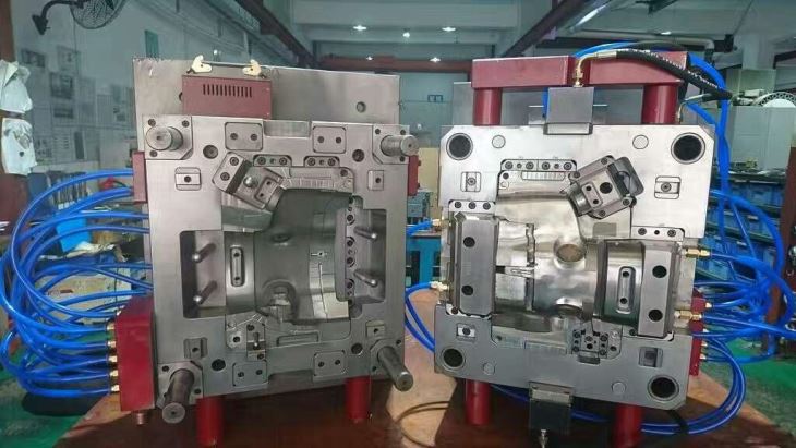 Shenzhen tinggi kualiti suntikan acuan automotif